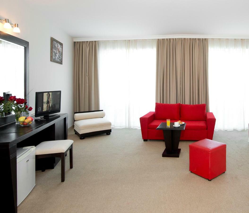 Calypso Hotel - All Incluisve ساني بيتش المظهر الخارجي الصورة